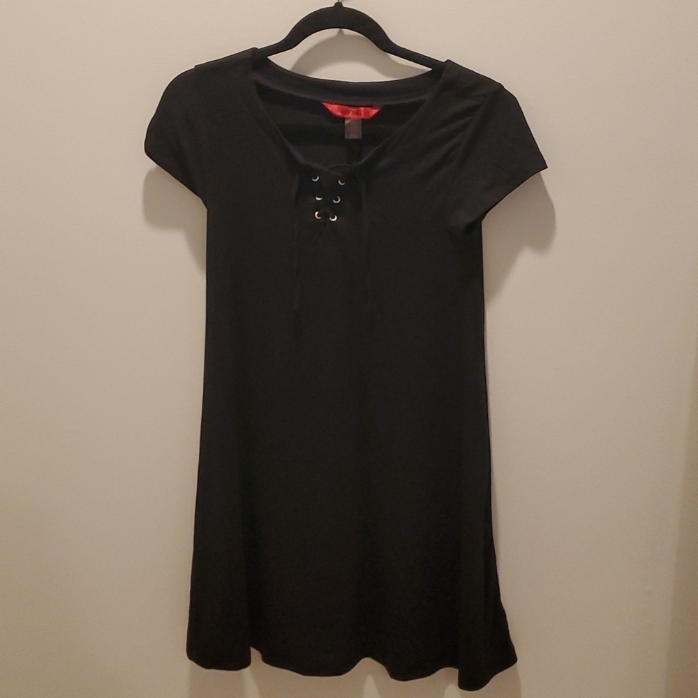 Hot kiss t-shirt dress